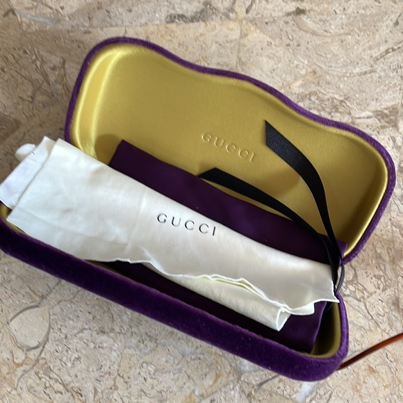 GUCCI AVIATOR SUNGLASSES - Picture 5 of 6